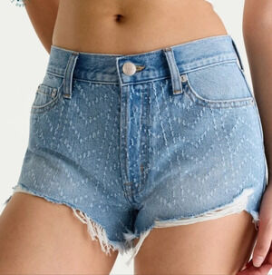 Aeropostale Low Rise Light Wash Textured Chevron Boyfriend Shorts Size 0